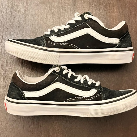 Vans Old Skool Sneakers - Picture 2 of 9